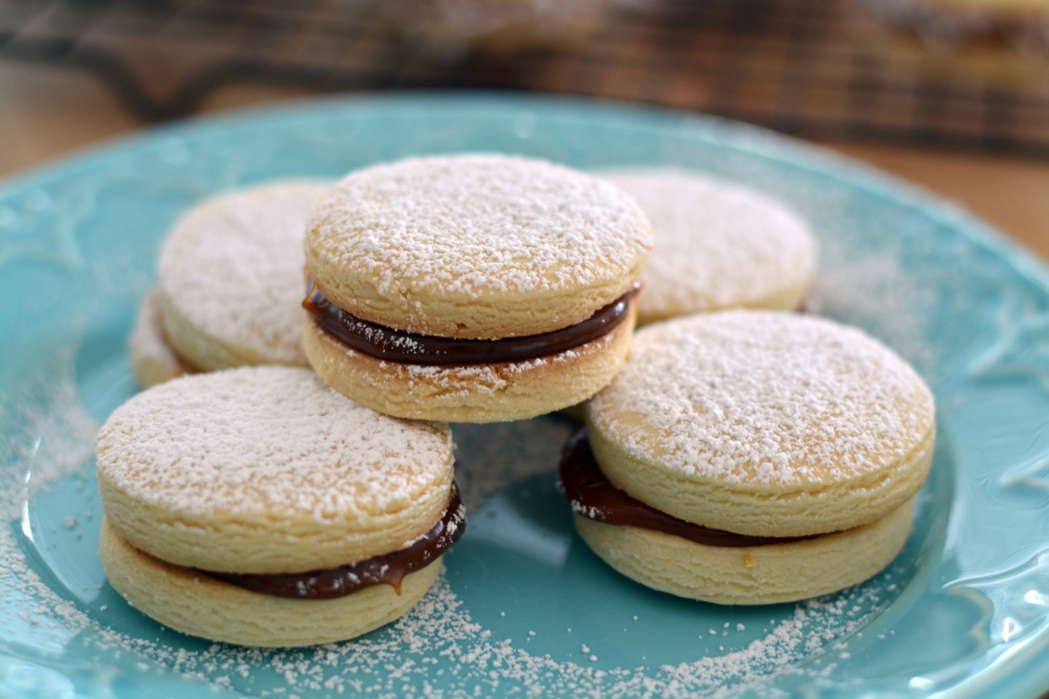 Alfajores (Dulce de Leche Cookie Sandwiches)