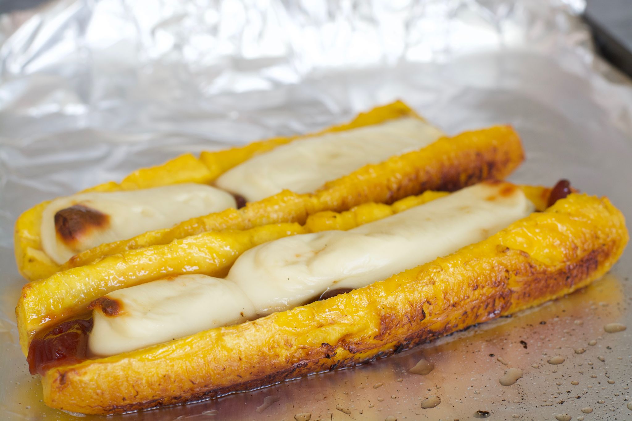 Plátanos Maduros Con Queso y Bocadillo (Pasta de Guayaba)