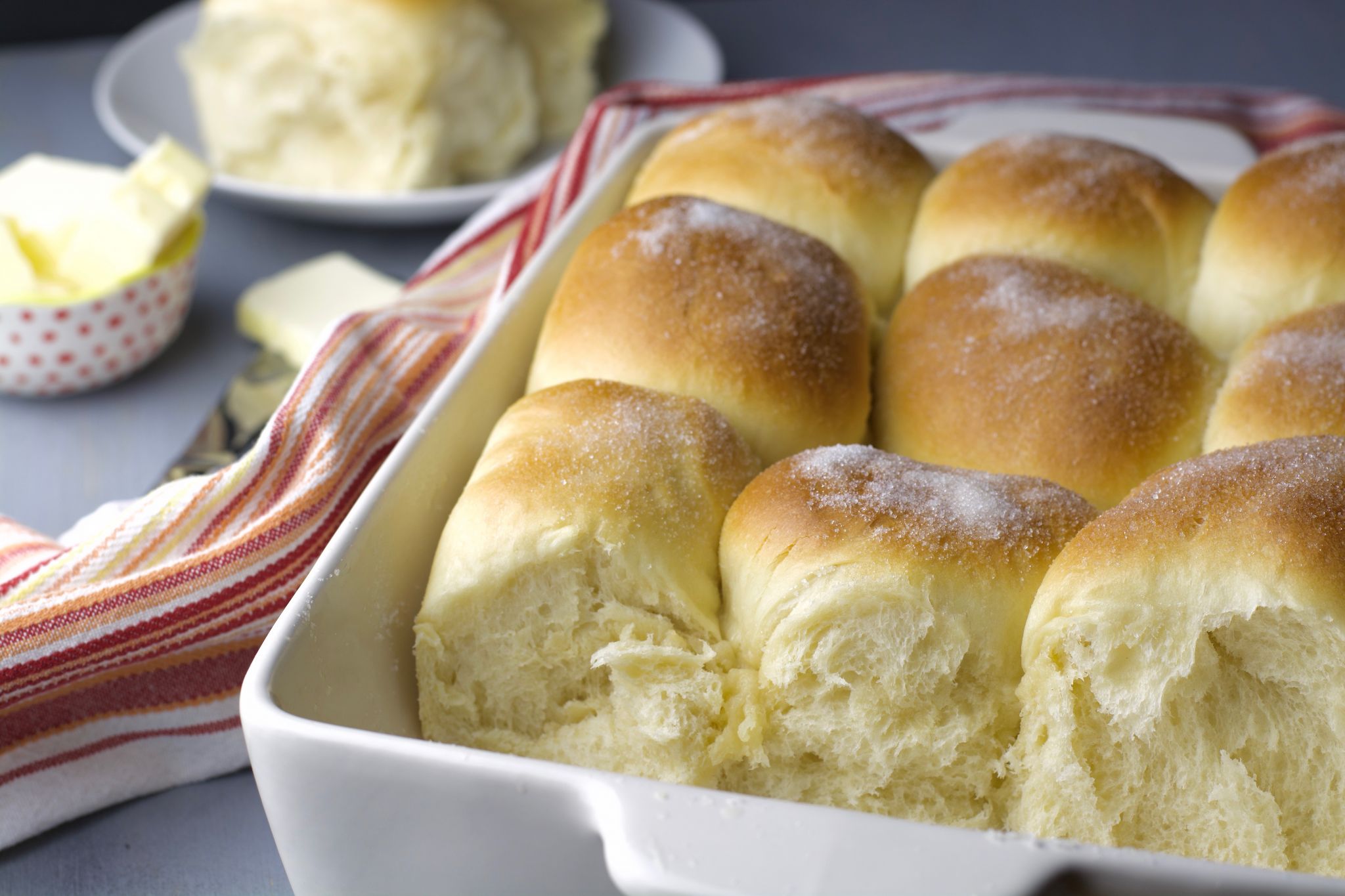Pan Mojicón (Colombian Sweet Bread Rolls)